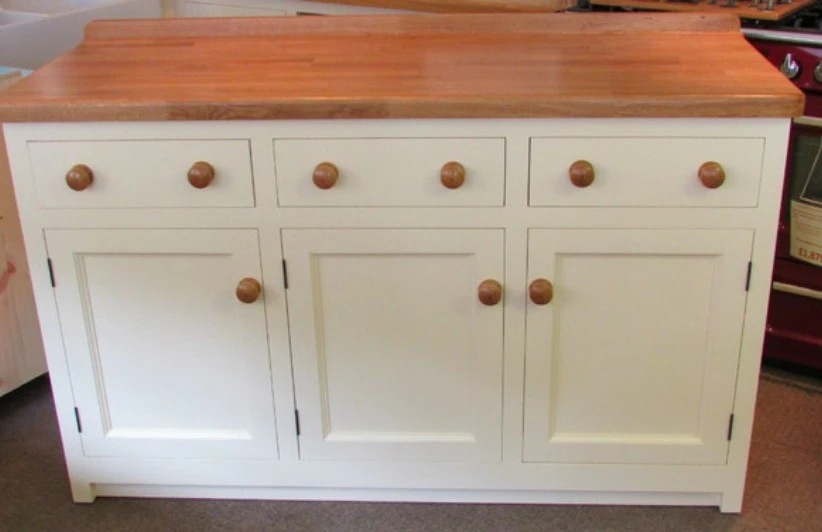Kitchen Base Cabinets